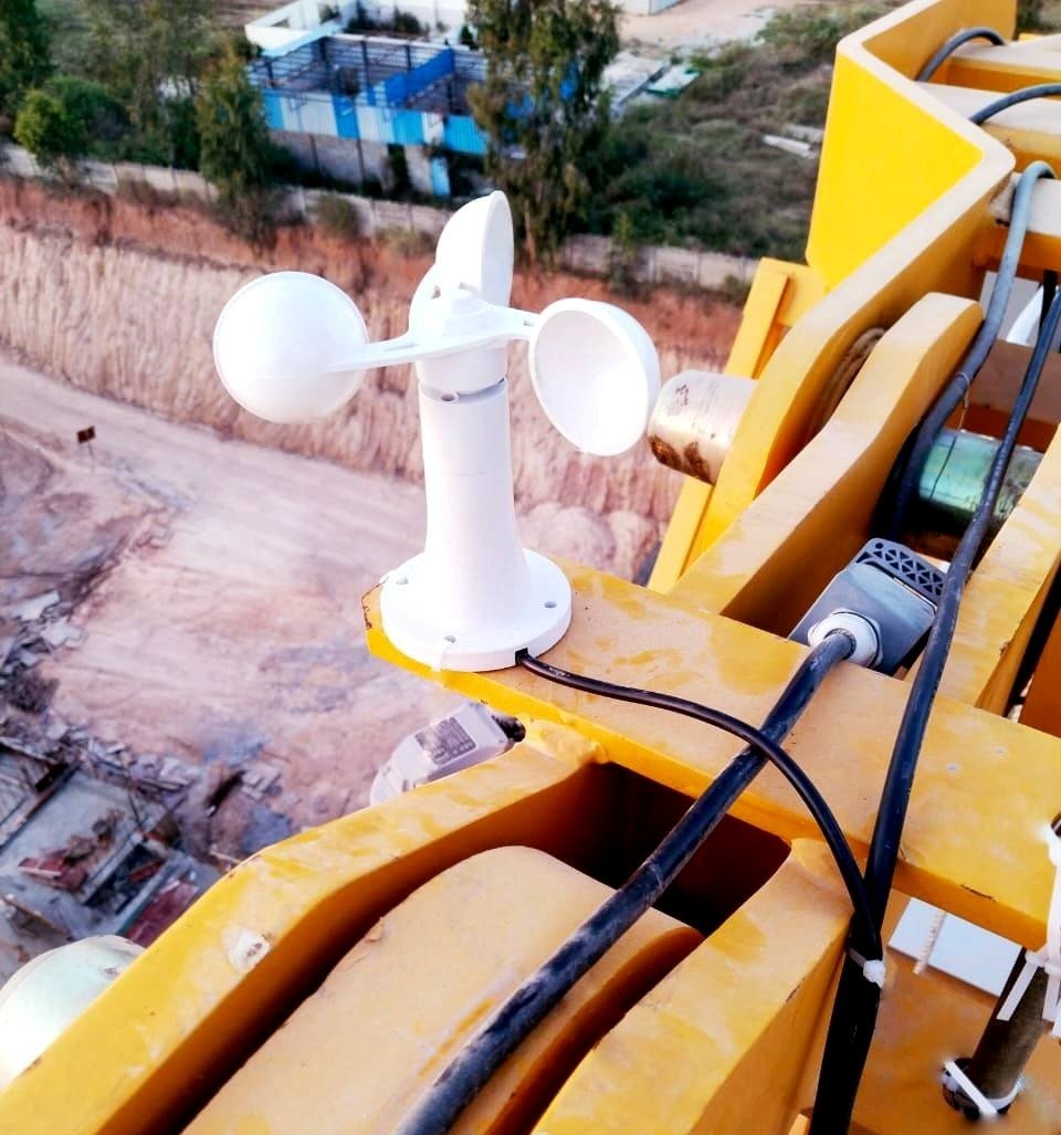 Wind anemometer